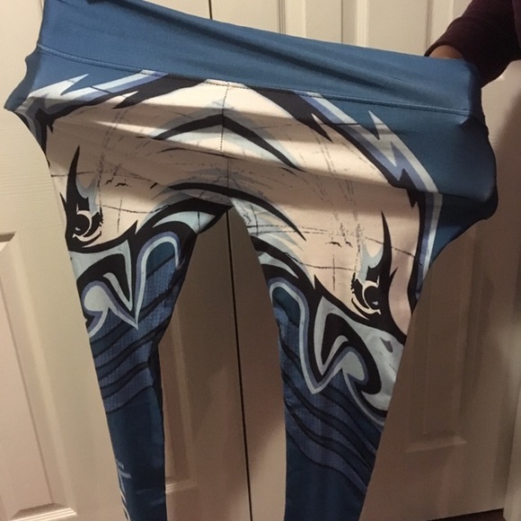 Eagles Leggings - Picture 4 of 4